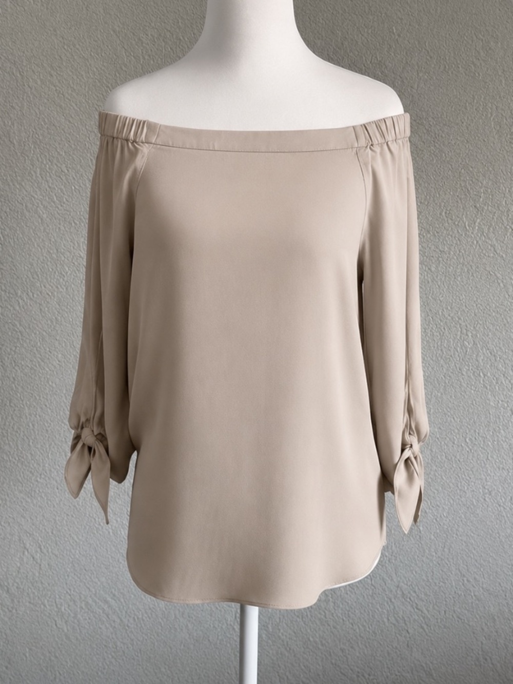 Top by Lost April Size Large - Picture 2 of 7